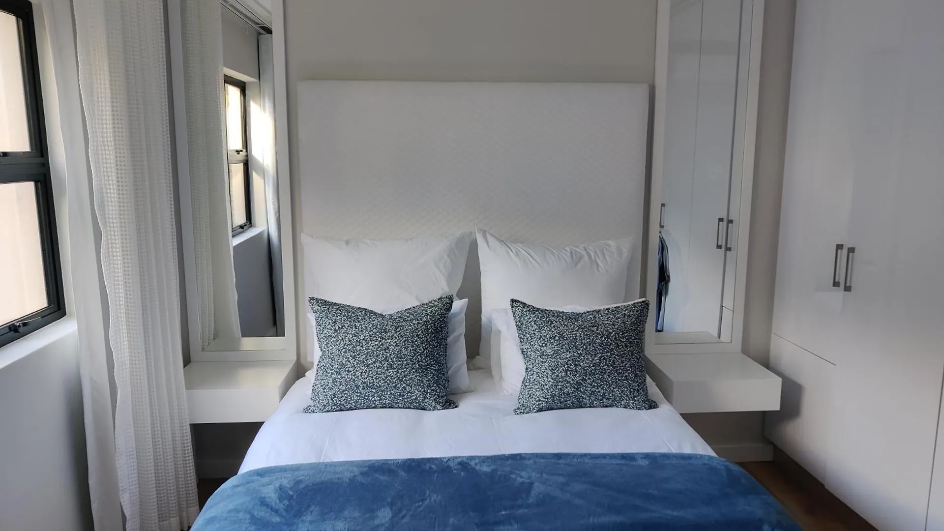 Fabulous Views With All The Comfort. Cape Town