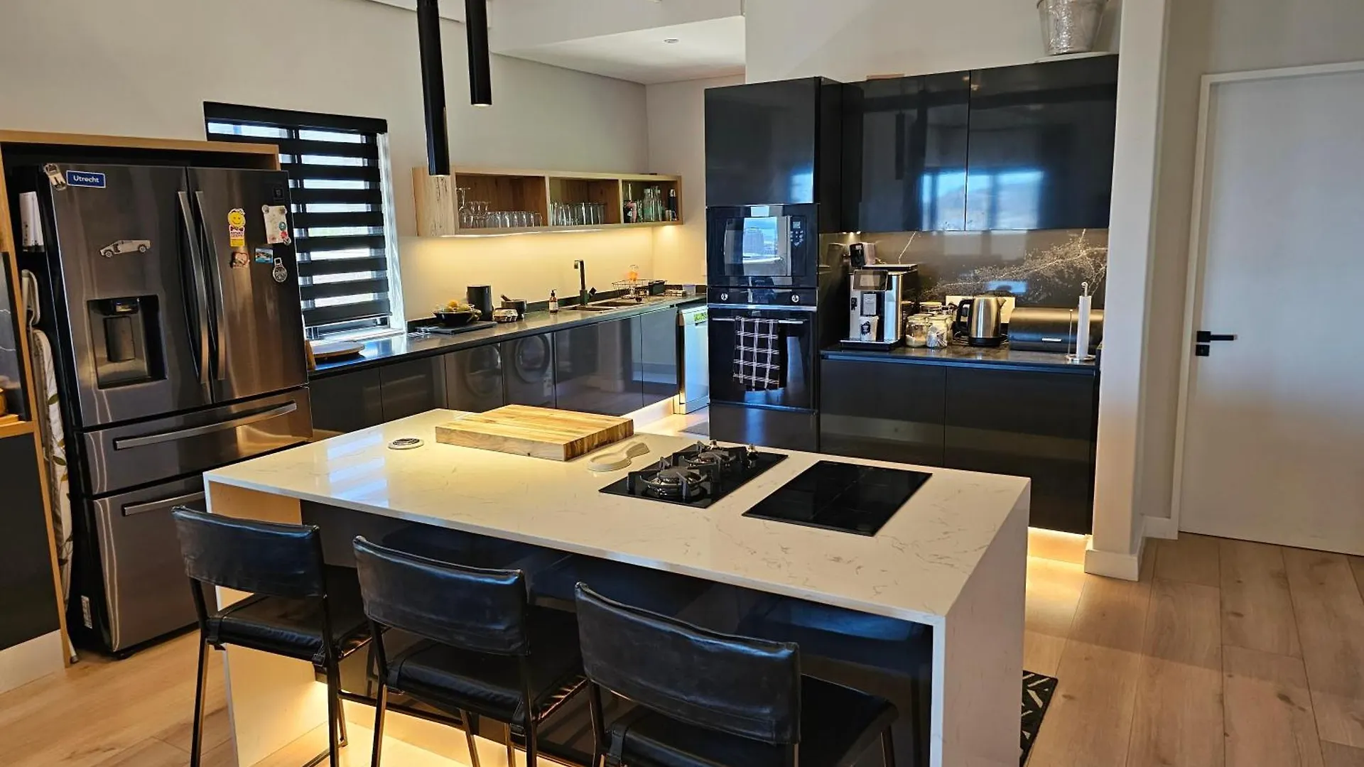 Fabulous Views With All The Comfort. Cape Town Daire