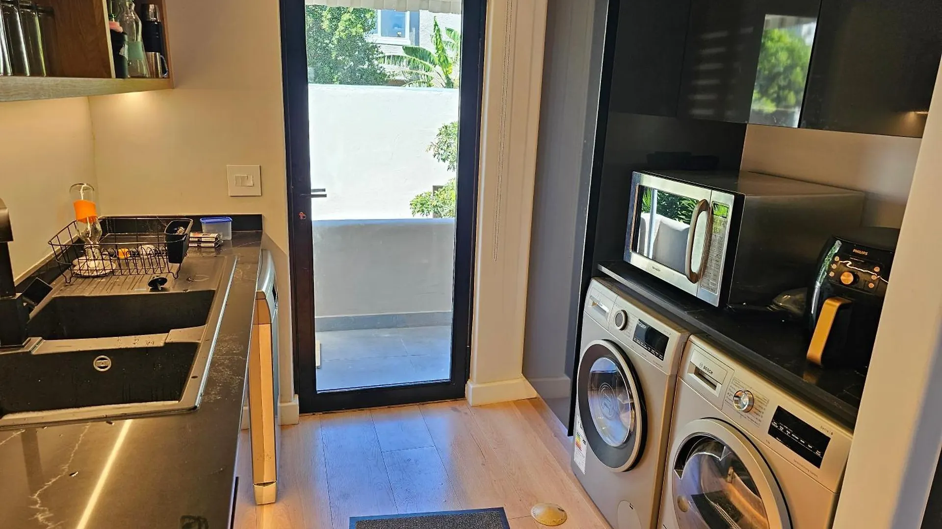Fabulous Views With All The Comfort. Cape Town